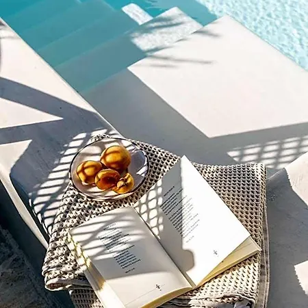 Solus Milos Hotel